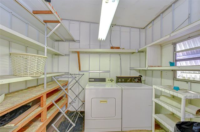 39524 DUNDEE ROAD, Zephyrhills, FL 33542