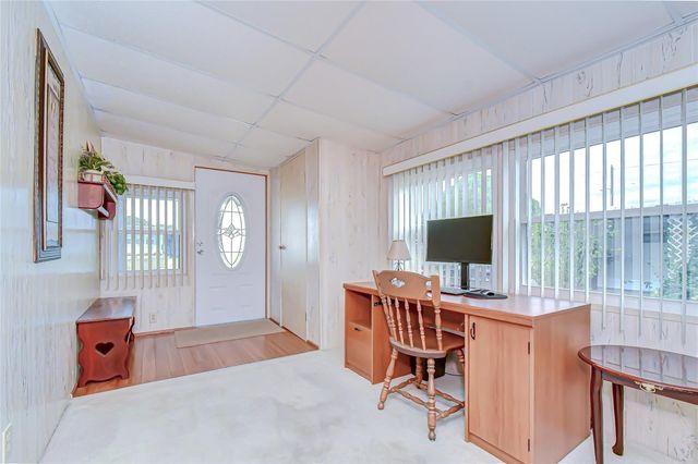 39524 DUNDEE ROAD, Zephyrhills, FL 33542