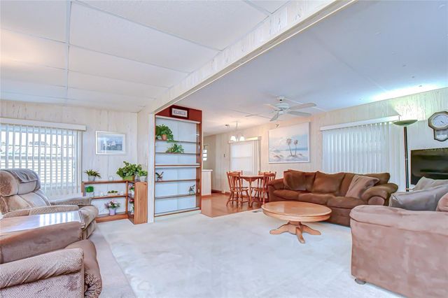 39524 DUNDEE ROAD, Zephyrhills, FL 33542