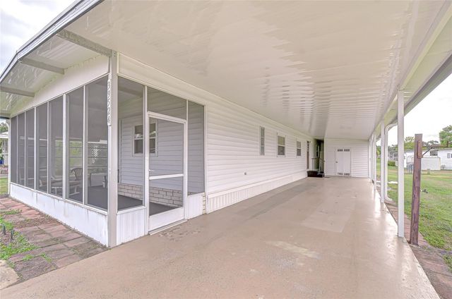 39524 DUNDEE ROAD, Zephyrhills, FL 33542