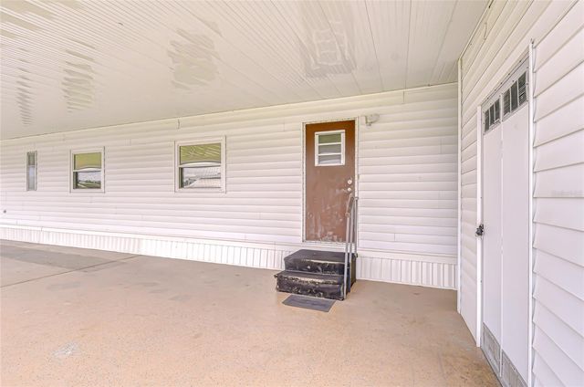 39524 DUNDEE ROAD, Zephyrhills, FL 33542