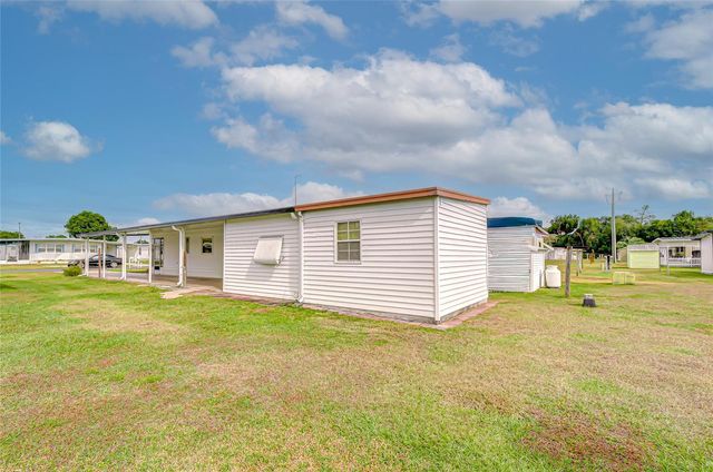 39524 DUNDEE ROAD, Zephyrhills, FL 33542