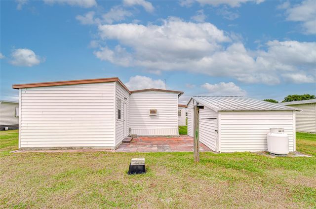 39524 DUNDEE ROAD, Zephyrhills, FL 33542