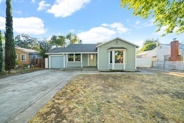 2651 Hawthorne St, Sacramento, CA 95815