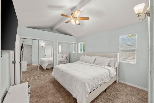 2651 Hawthorne St, Sacramento, CA 95815