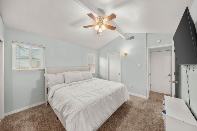 2651 Hawthorne St, Sacramento, CA 95815