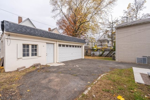 344 Elmwood Ave, East Orange City, NJ 07018