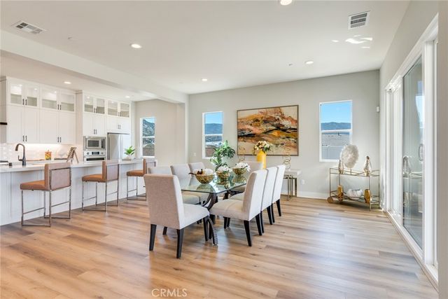 6533 Canyon Oaks, Simi Valley, CA 93063