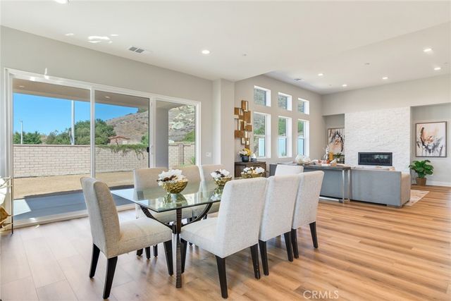 6533 Canyon Oaks, Simi Valley, CA 93063