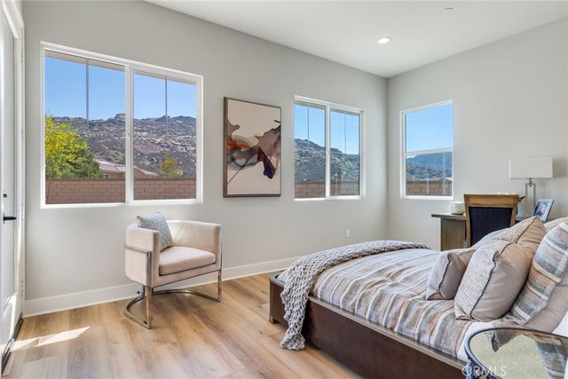 6533 Canyon Oaks, Simi Valley, CA 93063