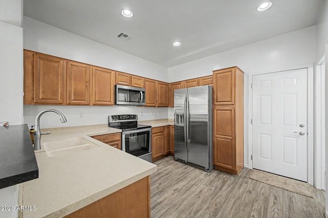 2879 N CLAIRE Drive, Buckeye, AZ 85396