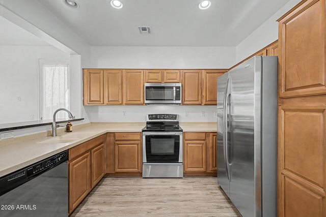 2879 N CLAIRE Drive, Buckeye, AZ 85396