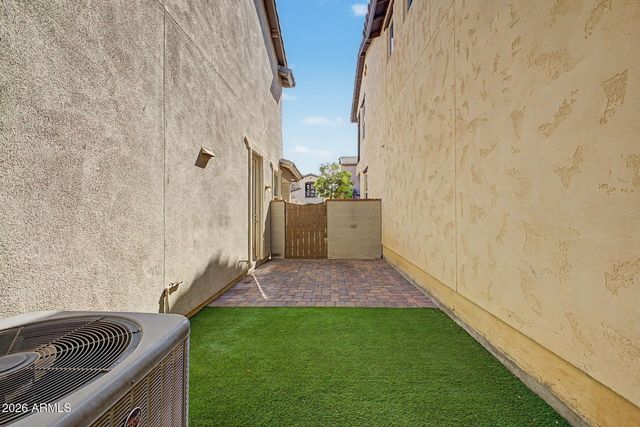 2879 N CLAIRE Drive, Buckeye, AZ 85396