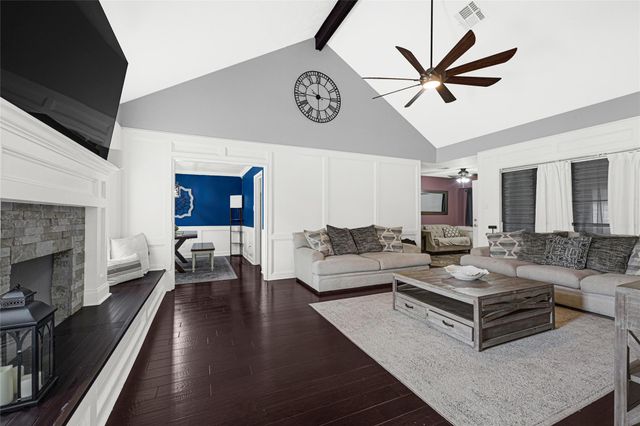 4903 Rainwater Drive, Pasadena, TX 77505