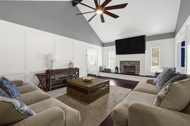 4903 Rainwater Drive, Pasadena, TX 77505