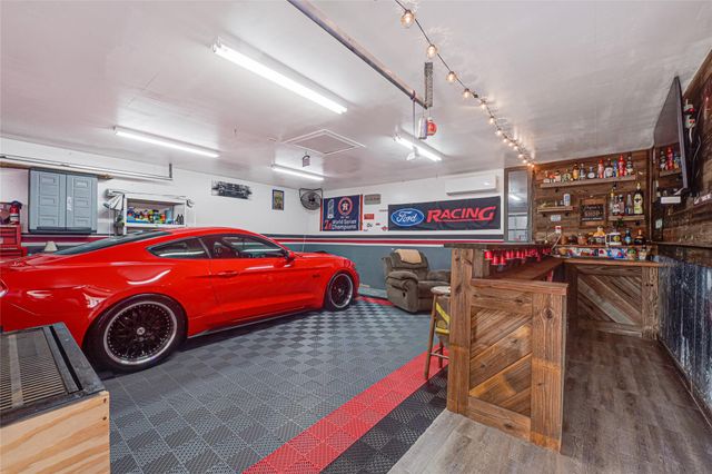 4903 Rainwater Drive, Pasadena, TX 77505