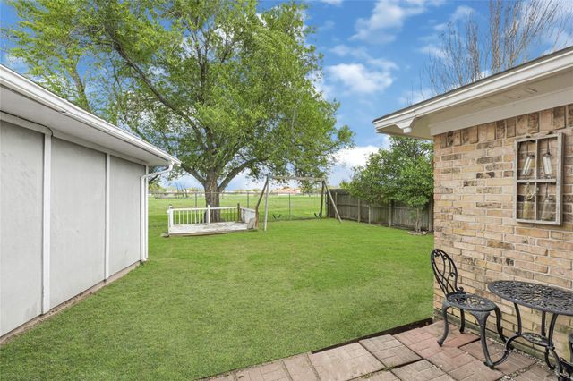 4903 Rainwater Drive, Pasadena, TX 77505