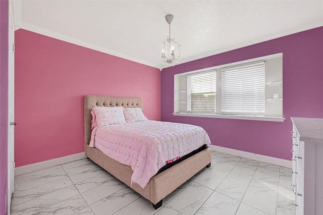 4903 Rainwater Drive, Pasadena, TX 77505