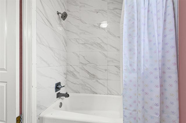 4903 Rainwater Drive, Pasadena, TX 77505