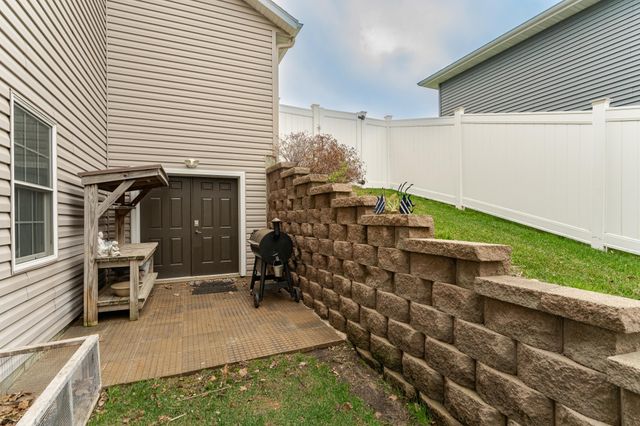 2647 Stacy Street SE, Rochester, MN 55904