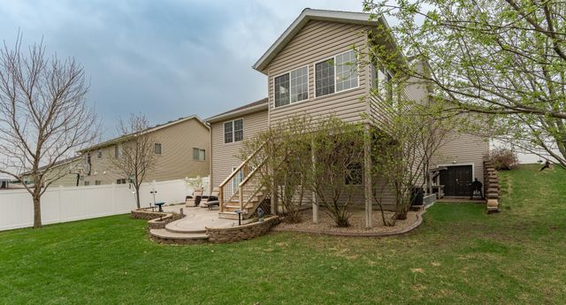 2647 Stacy Street SE, Rochester, MN 55904