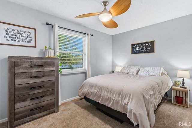 1804 E Springfield Drive, Warsaw, IN 46580