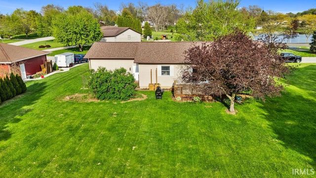 1804 E Springfield Drive, Warsaw, IN 46580
