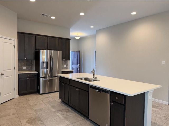 228 Castlefields ST, Hutto, TX 78634