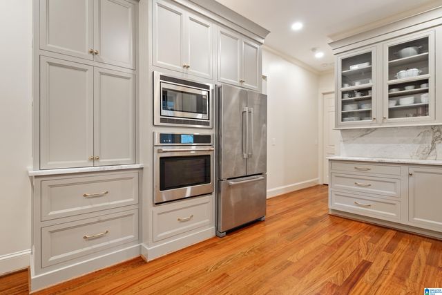 2225 STERLINGWOOD DRIVE, Mountain Brook, AL 35243