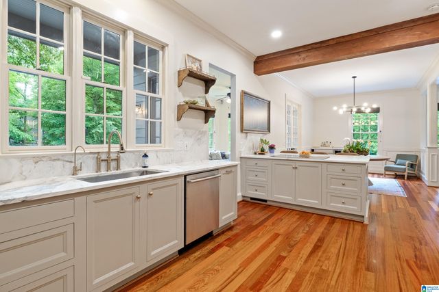 2225 STERLINGWOOD DRIVE, Mountain Brook, AL 35243