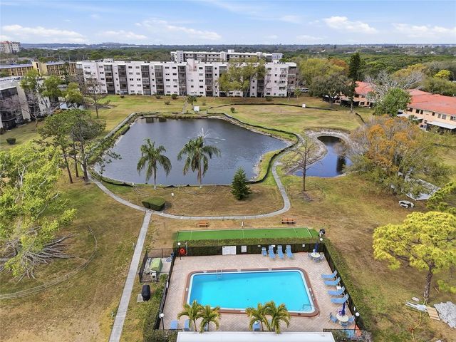 6188 80TH STREET N 101, St Petersburg, FL 33709