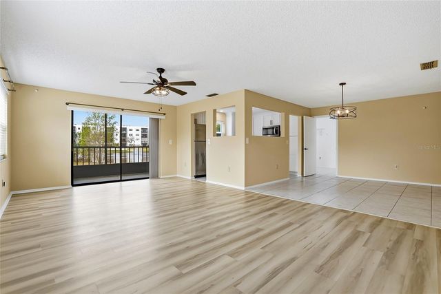 6188 80TH STREET N 101, St Petersburg, FL 33709