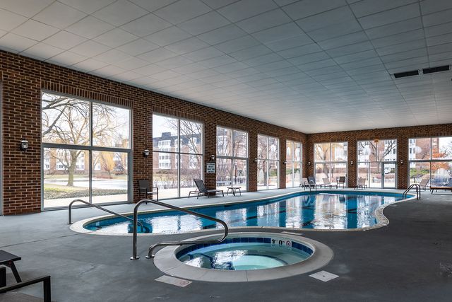 225 Lake Boulevard 531, Buffalo Grove, IL 60089