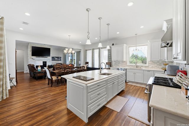 103 William Tobin, Blanco, TX 78606