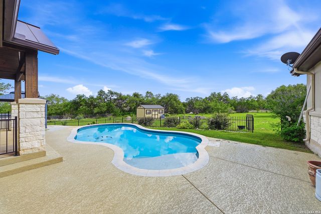 103 William Tobin, Blanco, TX 78606