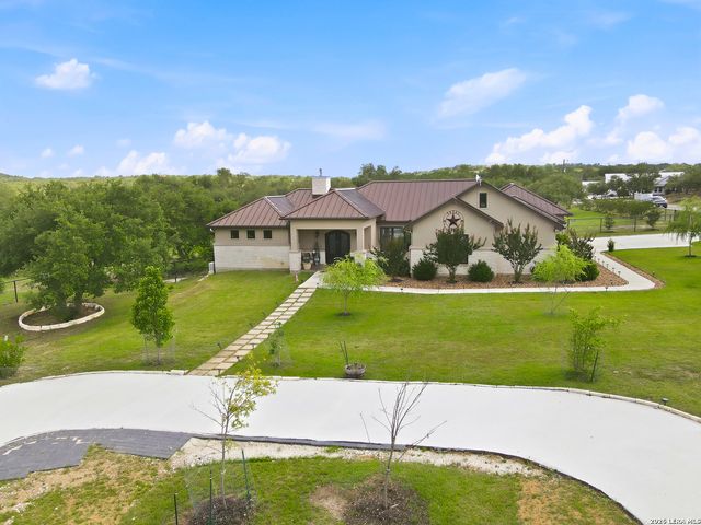 103 William Tobin, Blanco, TX 78606