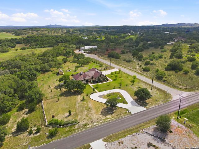 103 William Tobin, Blanco, TX 78606