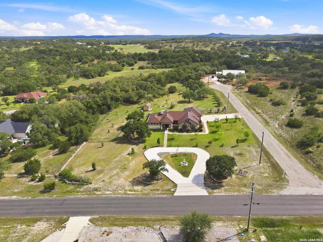103 William Tobin, Blanco, TX 78606