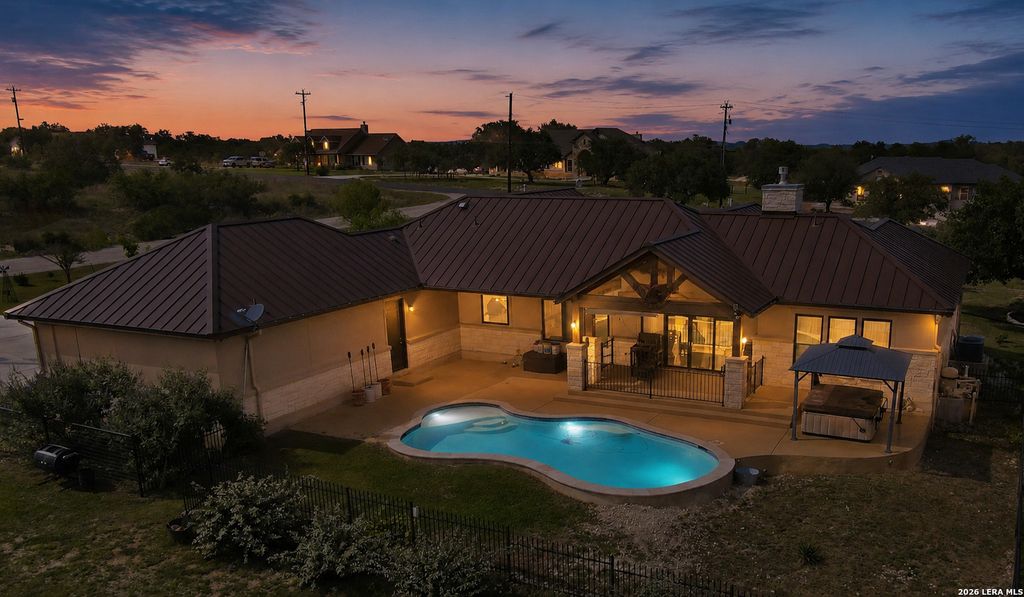 103 William Tobin, Blanco, TX 78606