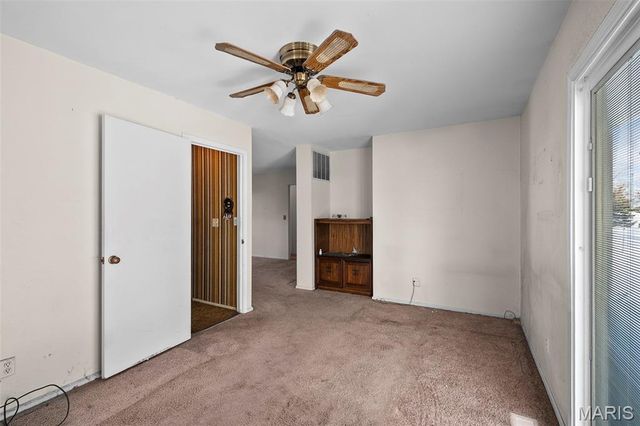 946 Tree Trails Lane, Fenton, MO 63026