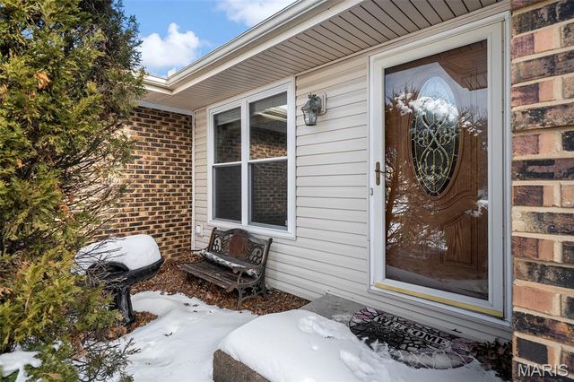 946 Tree Trails Lane, Fenton, MO 63026