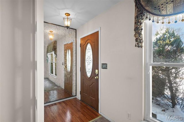 946 Tree Trails Lane, Fenton, MO 63026