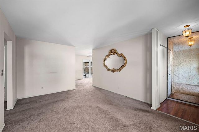 946 Tree Trails Lane, Fenton, MO 63026