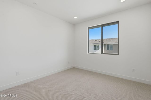 2121 W Sonoran Desert Drive 125, Phoenix, AZ 85085