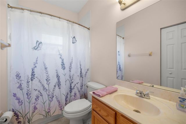 19040 NW 88TH AVENUE ROAD, Reddick, FL 32686