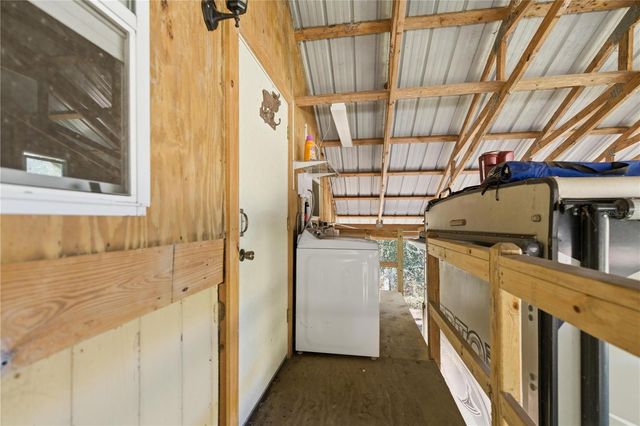 19040 NW 88TH AVENUE ROAD, Reddick, FL 32686