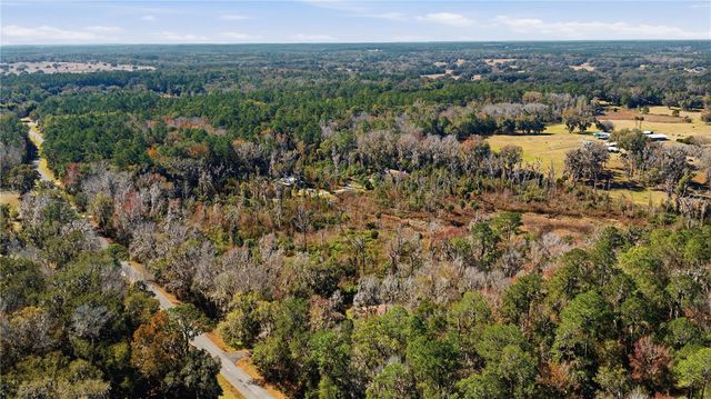 19040 NW 88TH AVENUE ROAD, Reddick, FL 32686