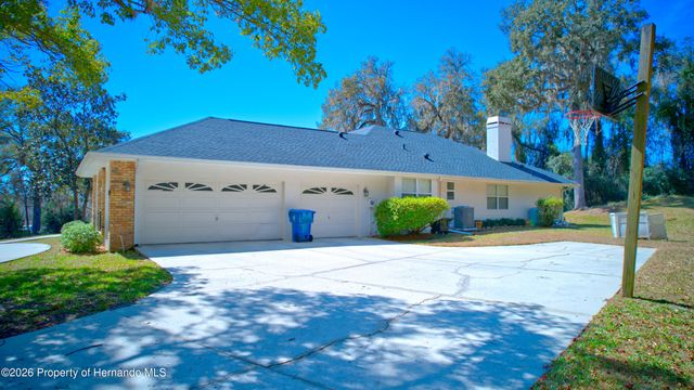 10113 Kimbrough Drive, Brooksville, FL 34601