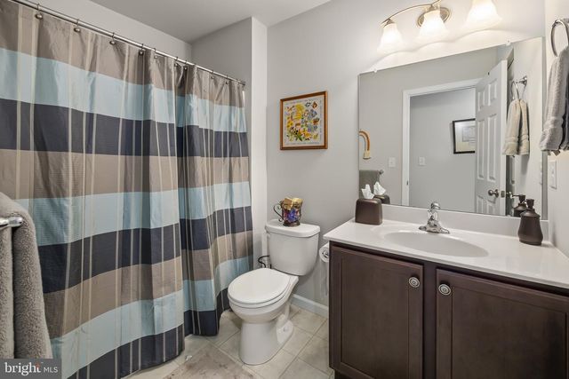 2216 SUNNYVALE DR, Pennsburg, PA 18073