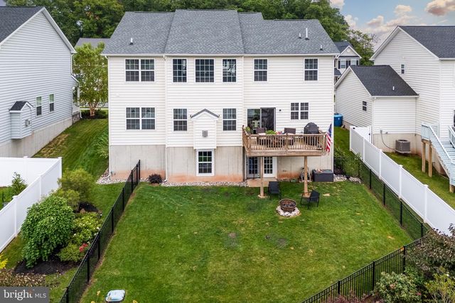 2216 SUNNYVALE DR, Pennsburg, PA 18073